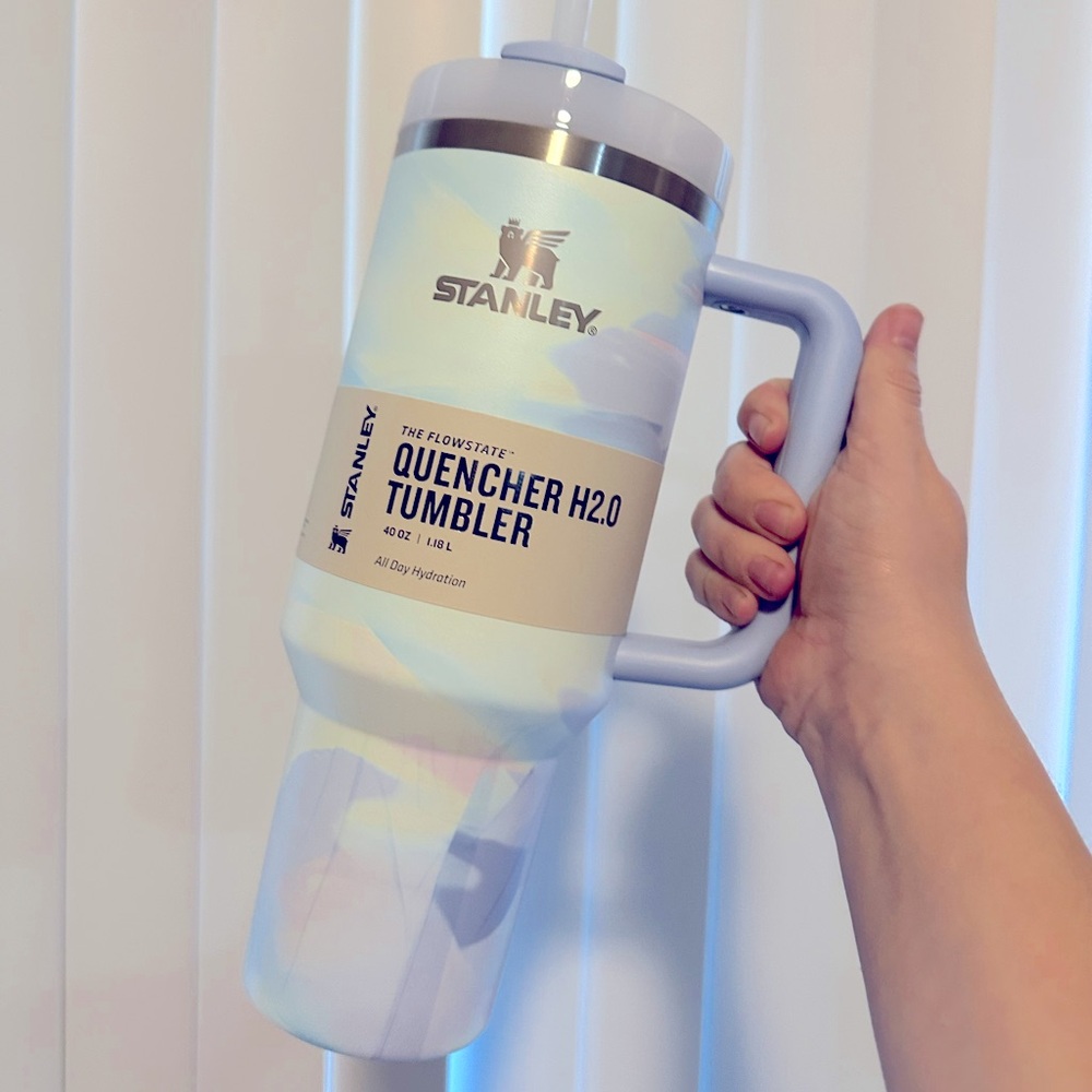 Stanley Quencher 40oz NWT Blue Serene Brushstroke